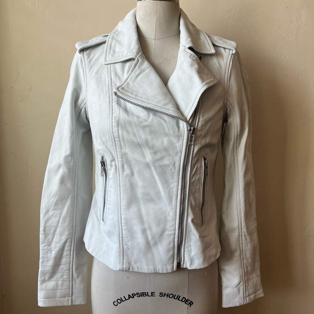 BB Dakota white leather moto